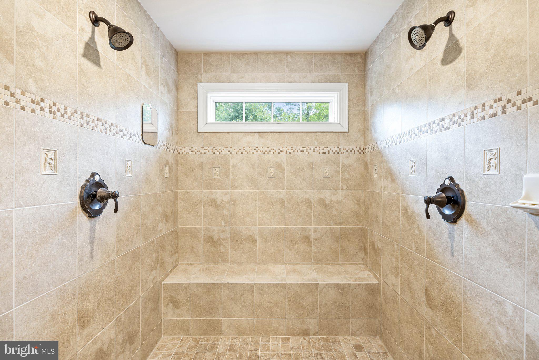 MOUNTAIN CREST ESTATES - Residential