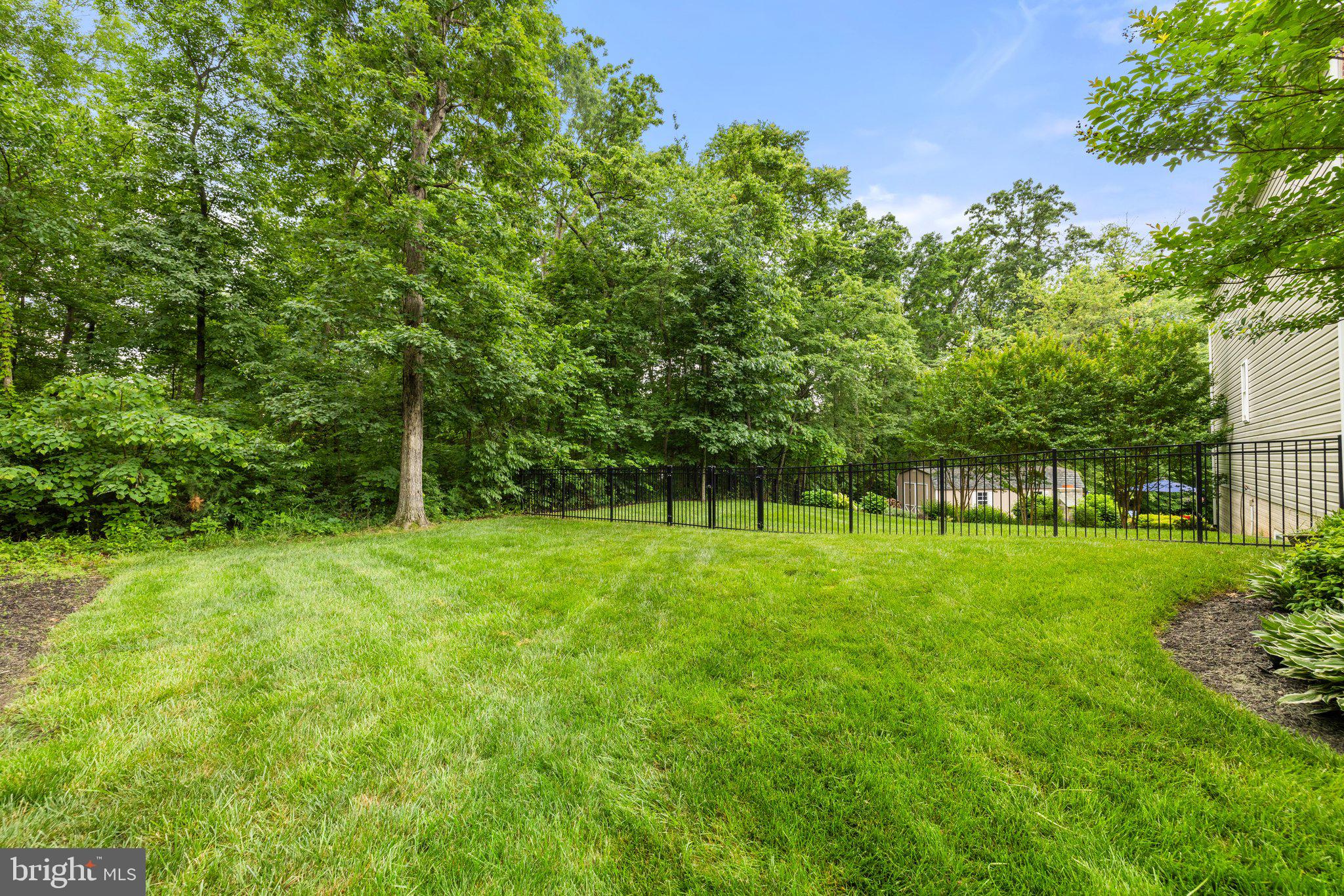 MOUNTAIN CREST ESTATES - Residential