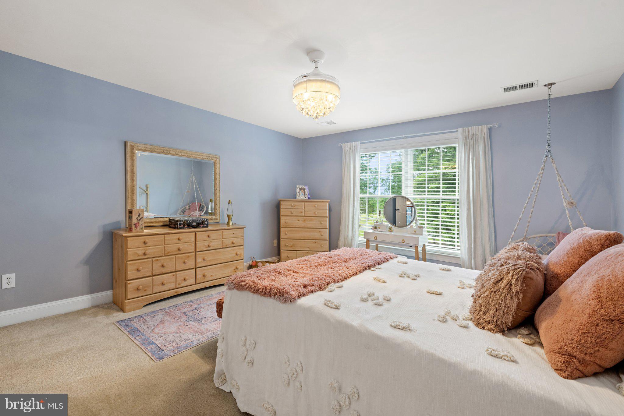 MOUNTAIN CREST ESTATES - Residential