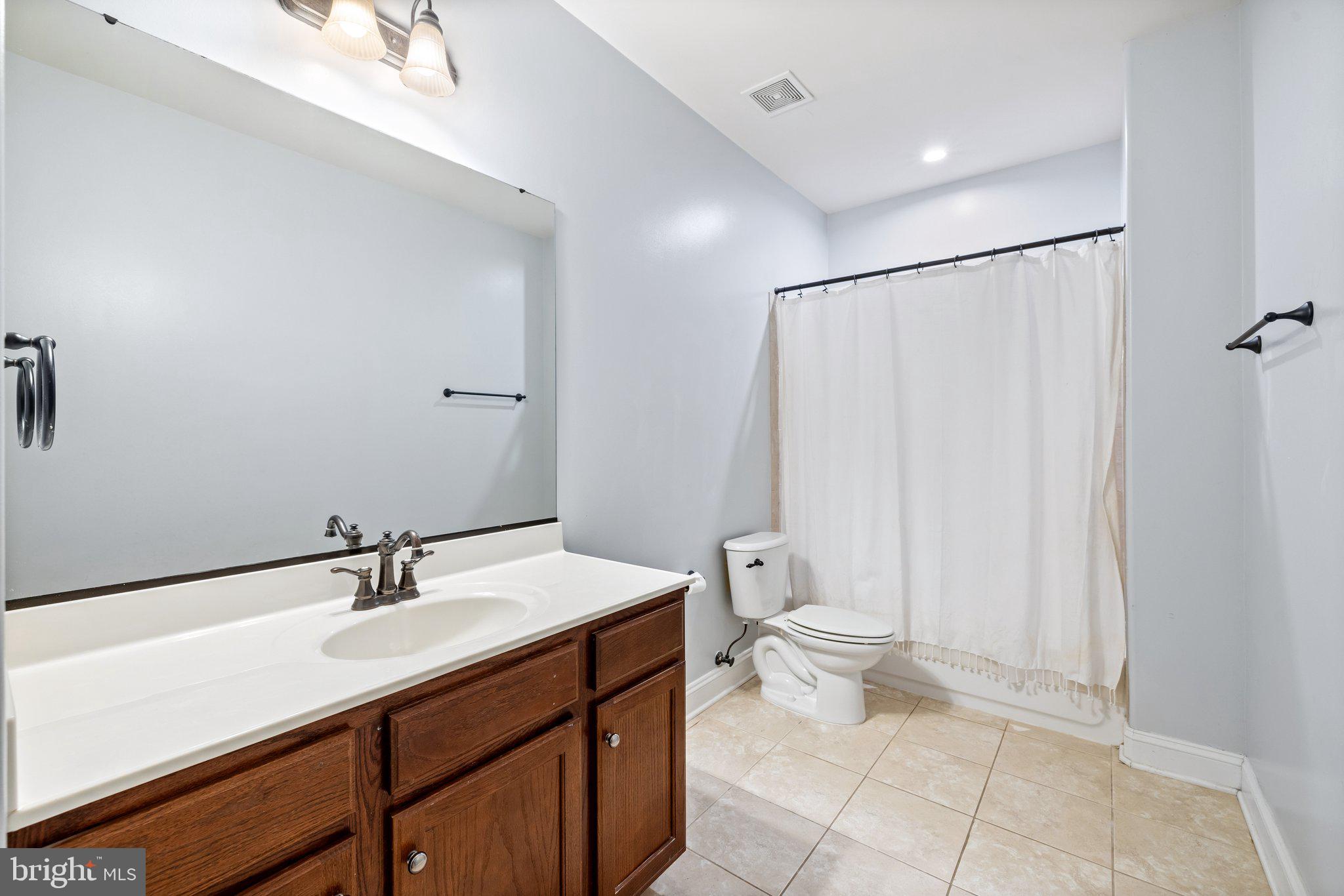 MOUNTAIN CREST ESTATES - Residential