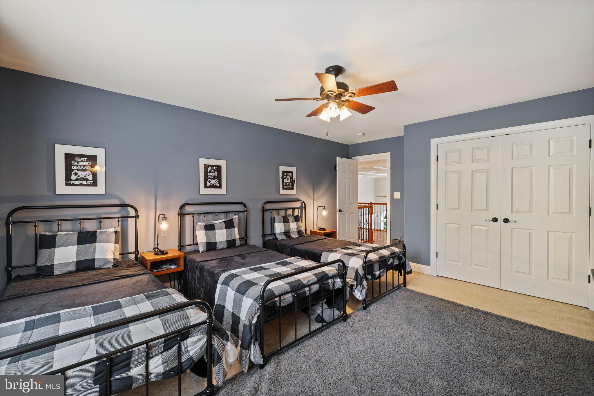 MOUNTAIN CREST ESTATES - Residential