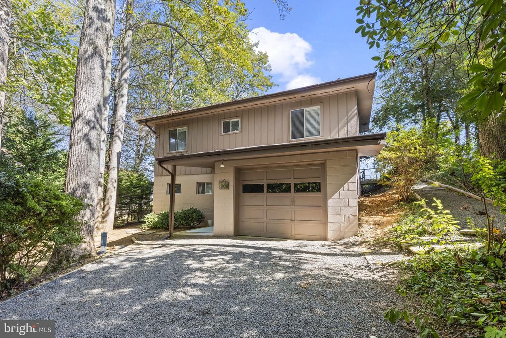 Photo of 1928 Elm Road, PORT REPUBLIC, MD 20676 (MLS # MDCA2023676)