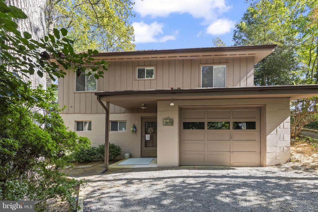 Photo of 1928 Elm Road, PORT REPUBLIC, MD 20676 (MLS # MDCA2023676)