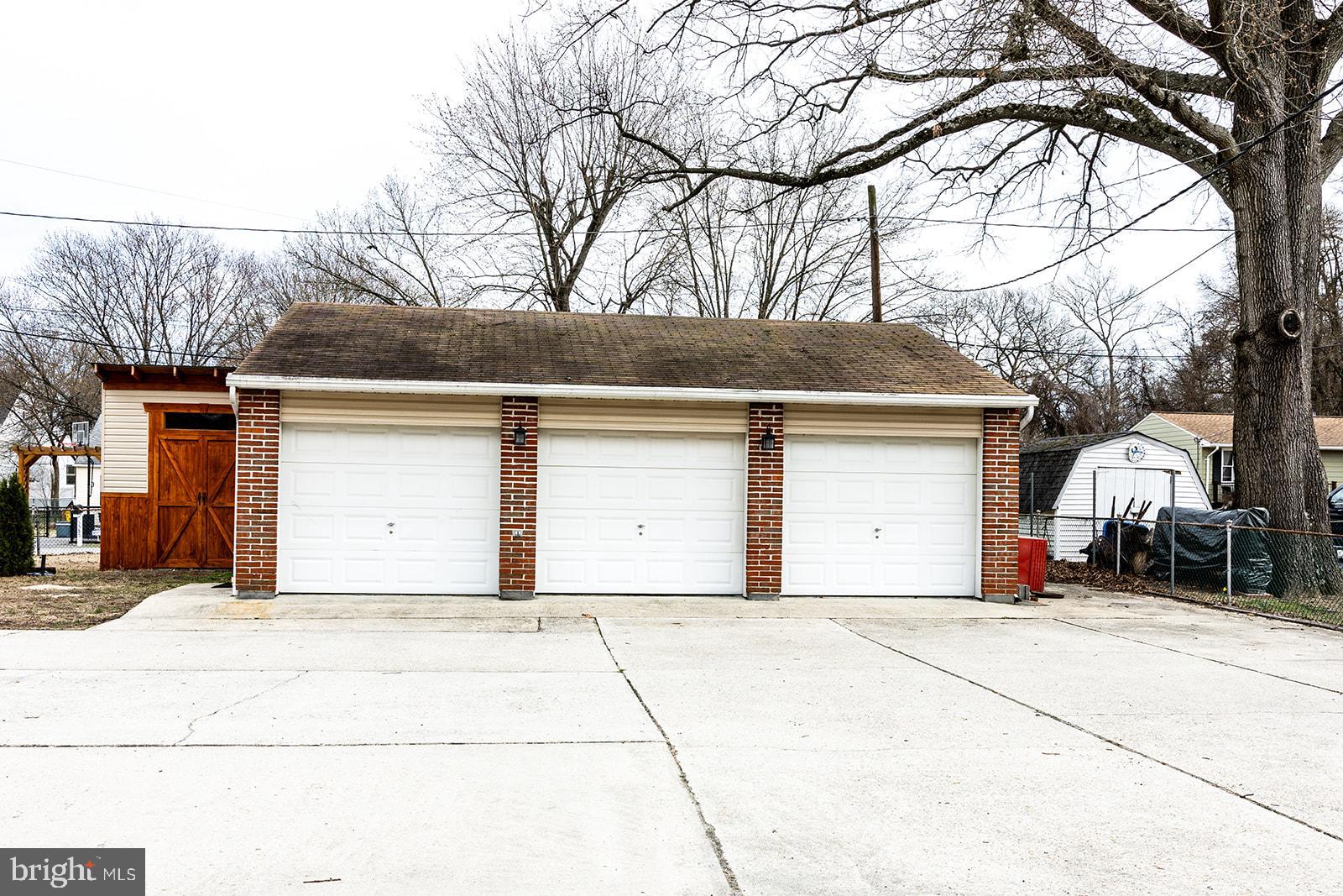 POINT PLEASANT - Residential