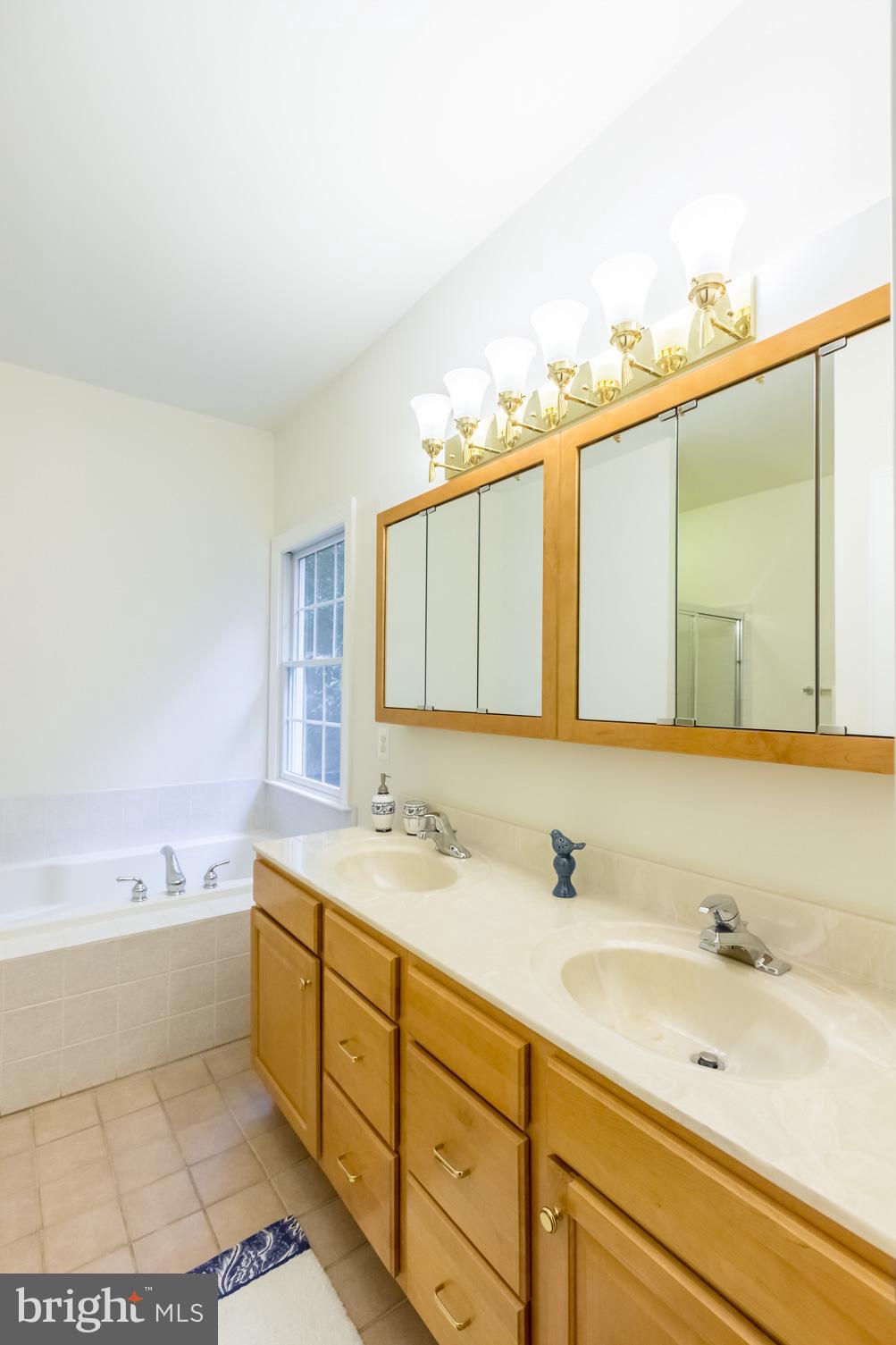 SOUTH WALES - Residential