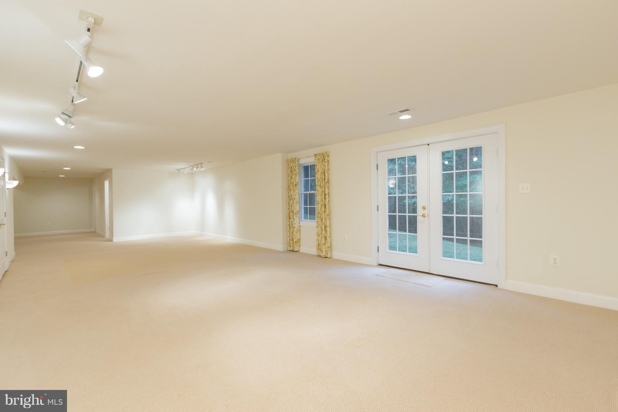 SOUTH WALES - Residential