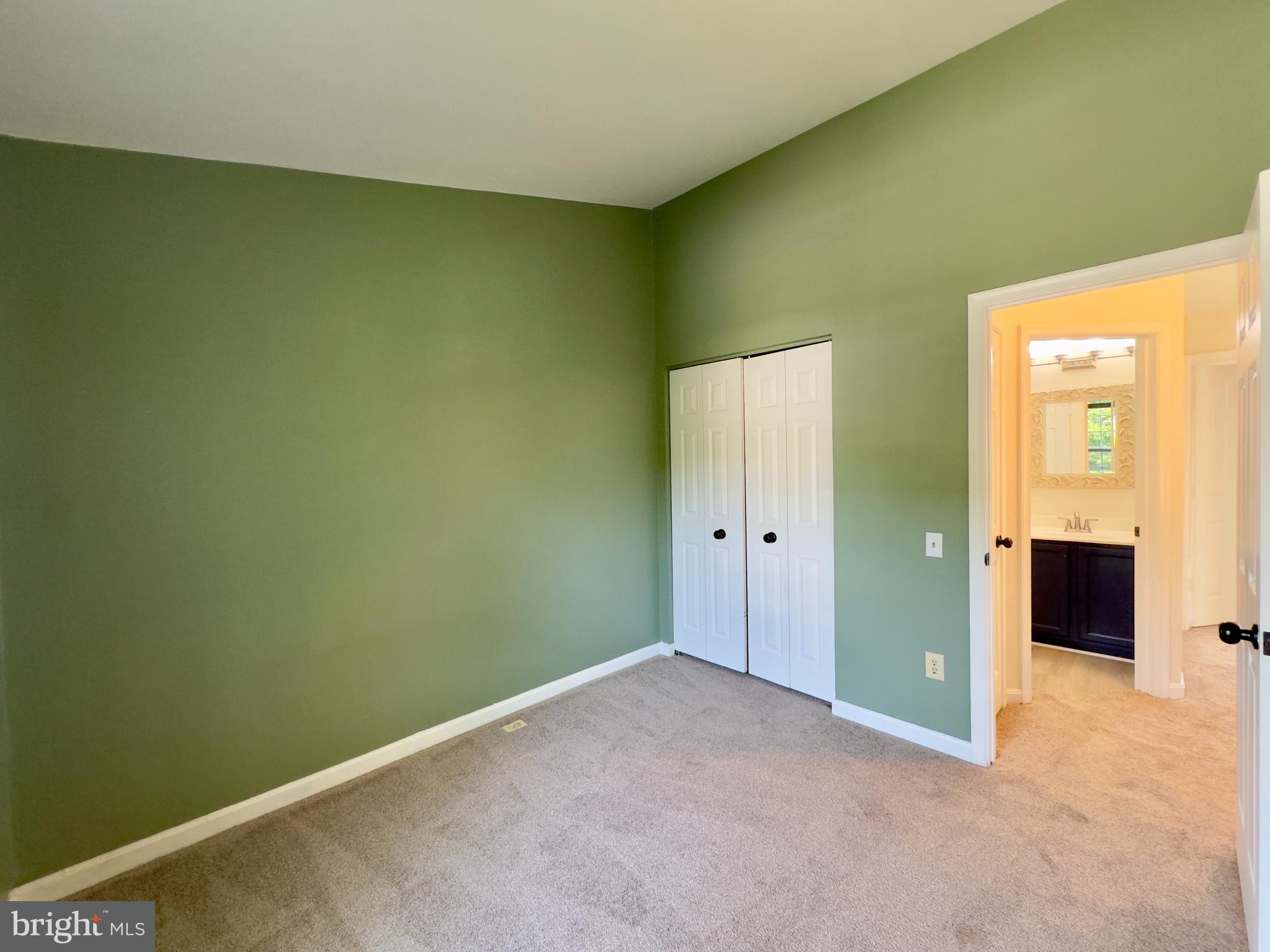 OWINGS MILLS - Residential Lease