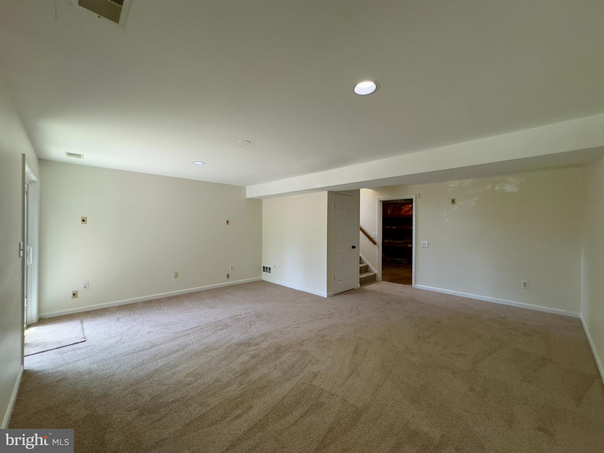 OWINGS MILLS - Residential Lease