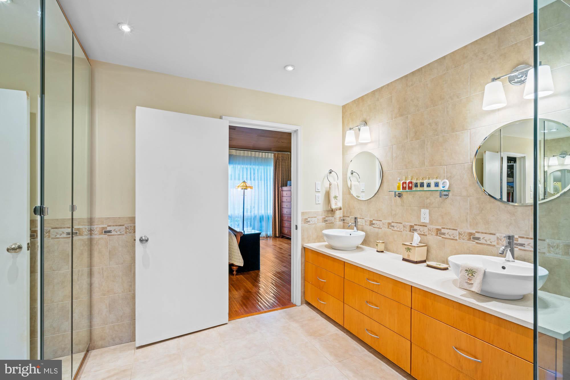 COURTS OF WYNGATE - Residential