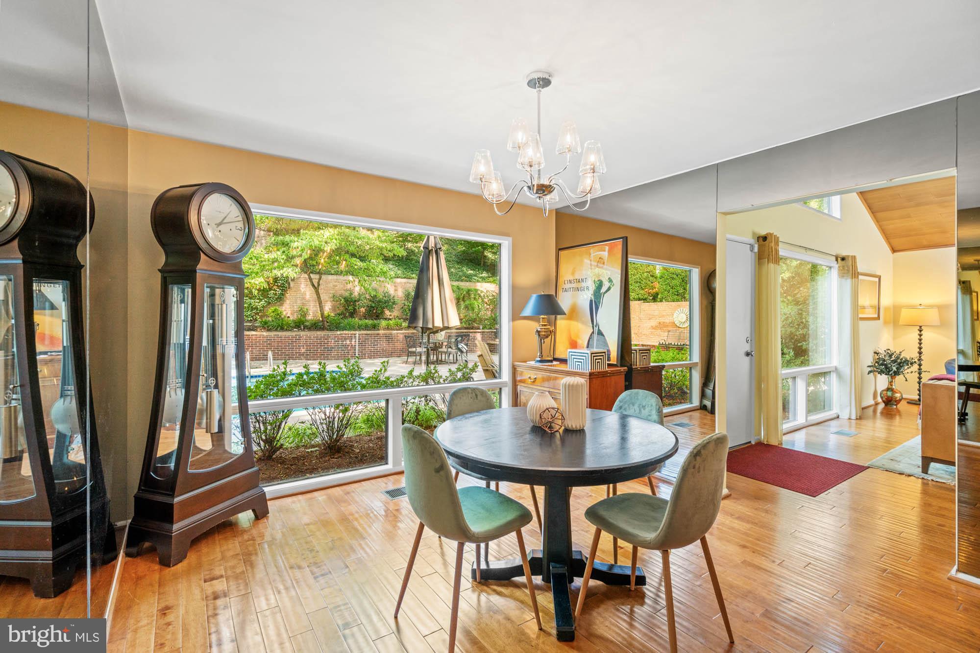 COURTS OF WYNGATE - Residential