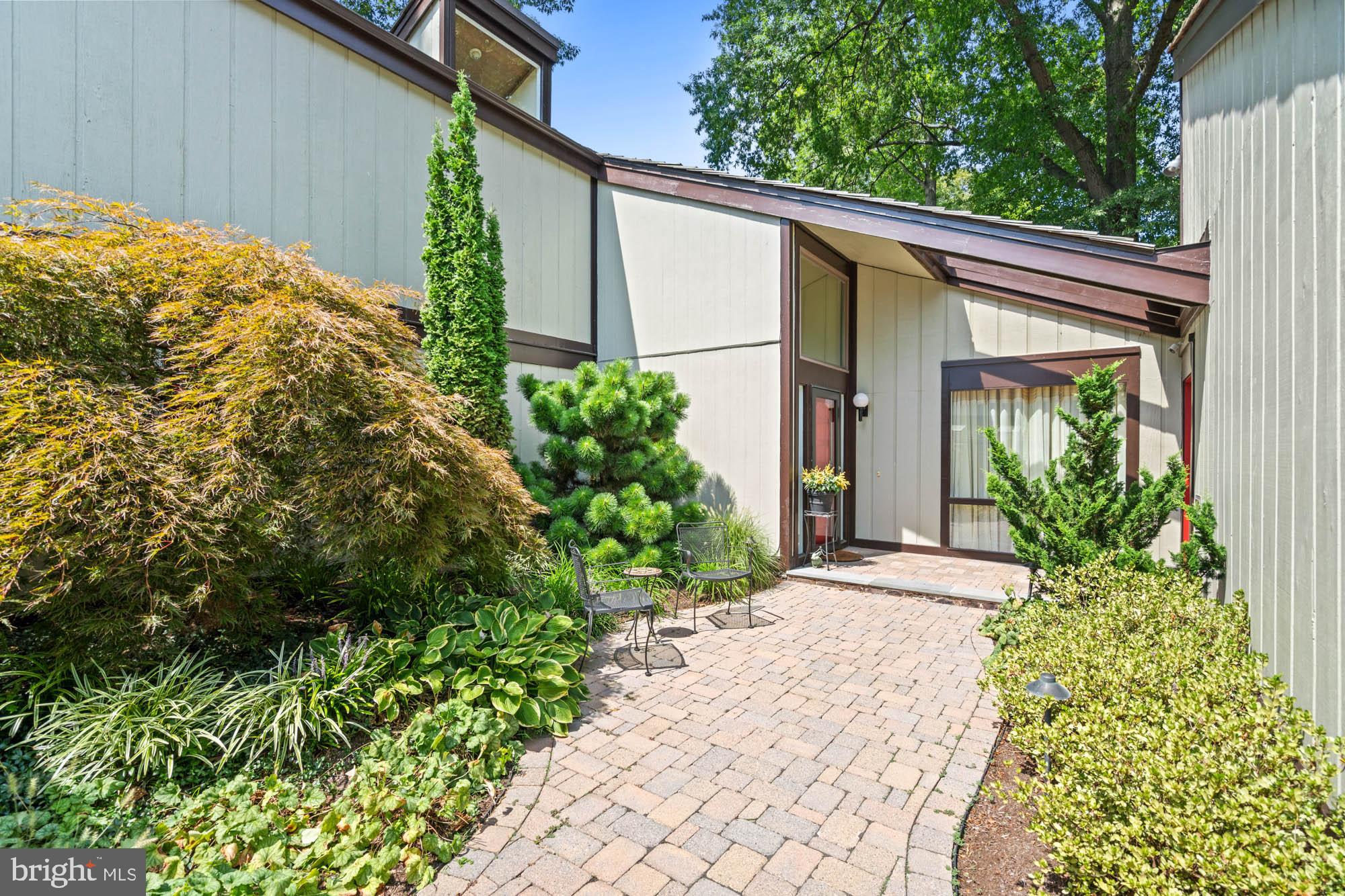 COURTS OF WYNGATE - Residential