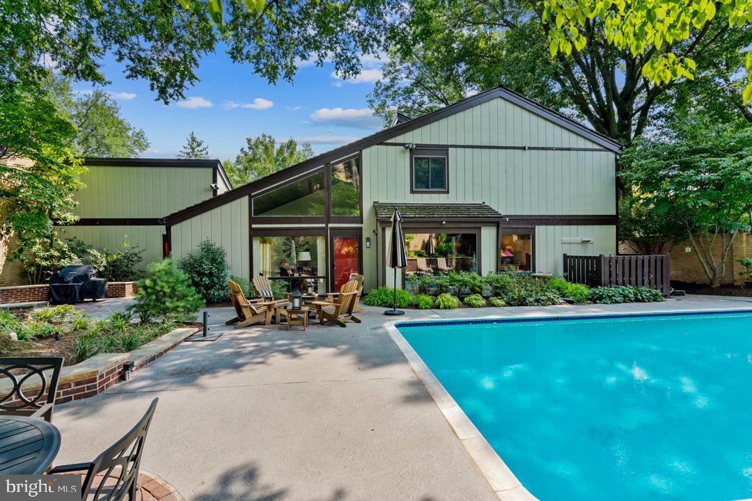 COURTS OF WYNGATE - Residential