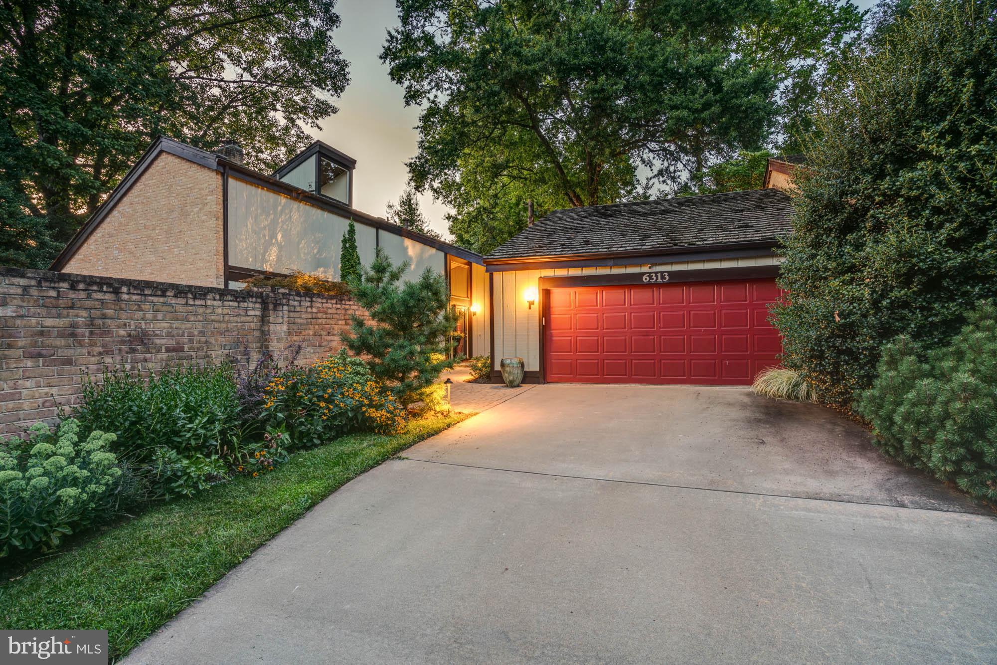 COURTS OF WYNGATE - Residential