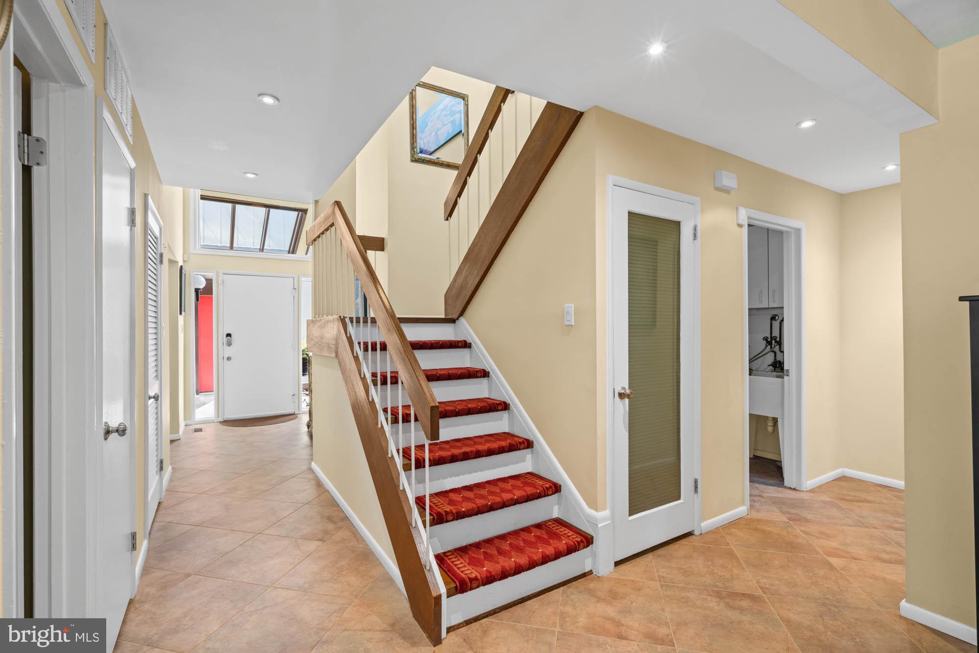 COURTS OF WYNGATE - Residential