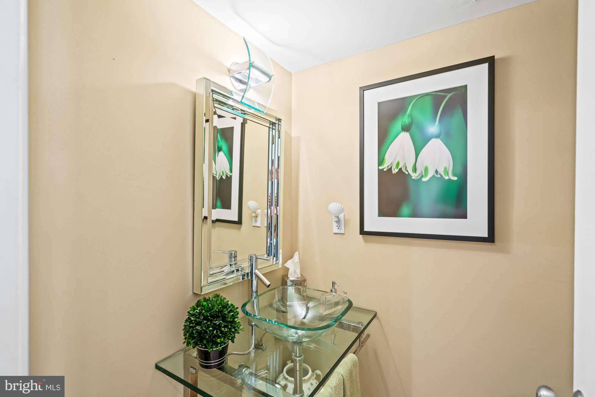 COURTS OF WYNGATE - Residential