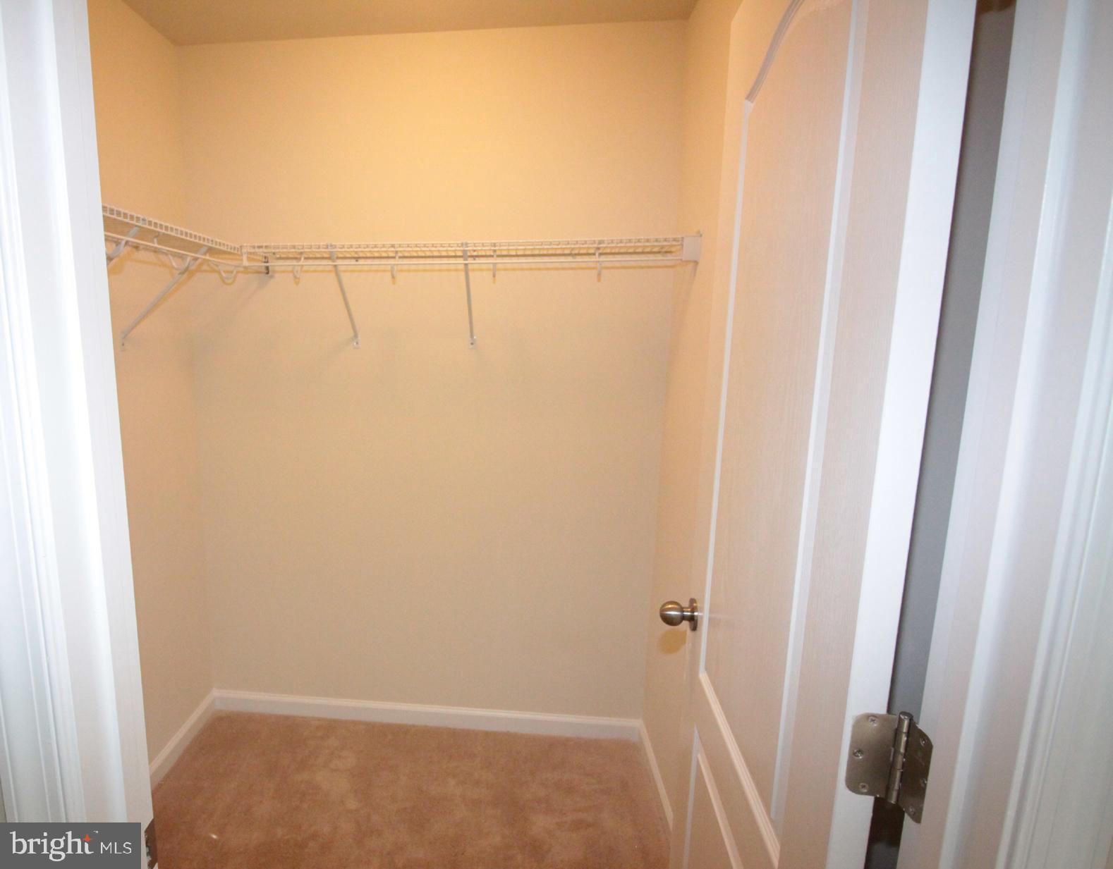 7478 TANYARD KNOLL LANE