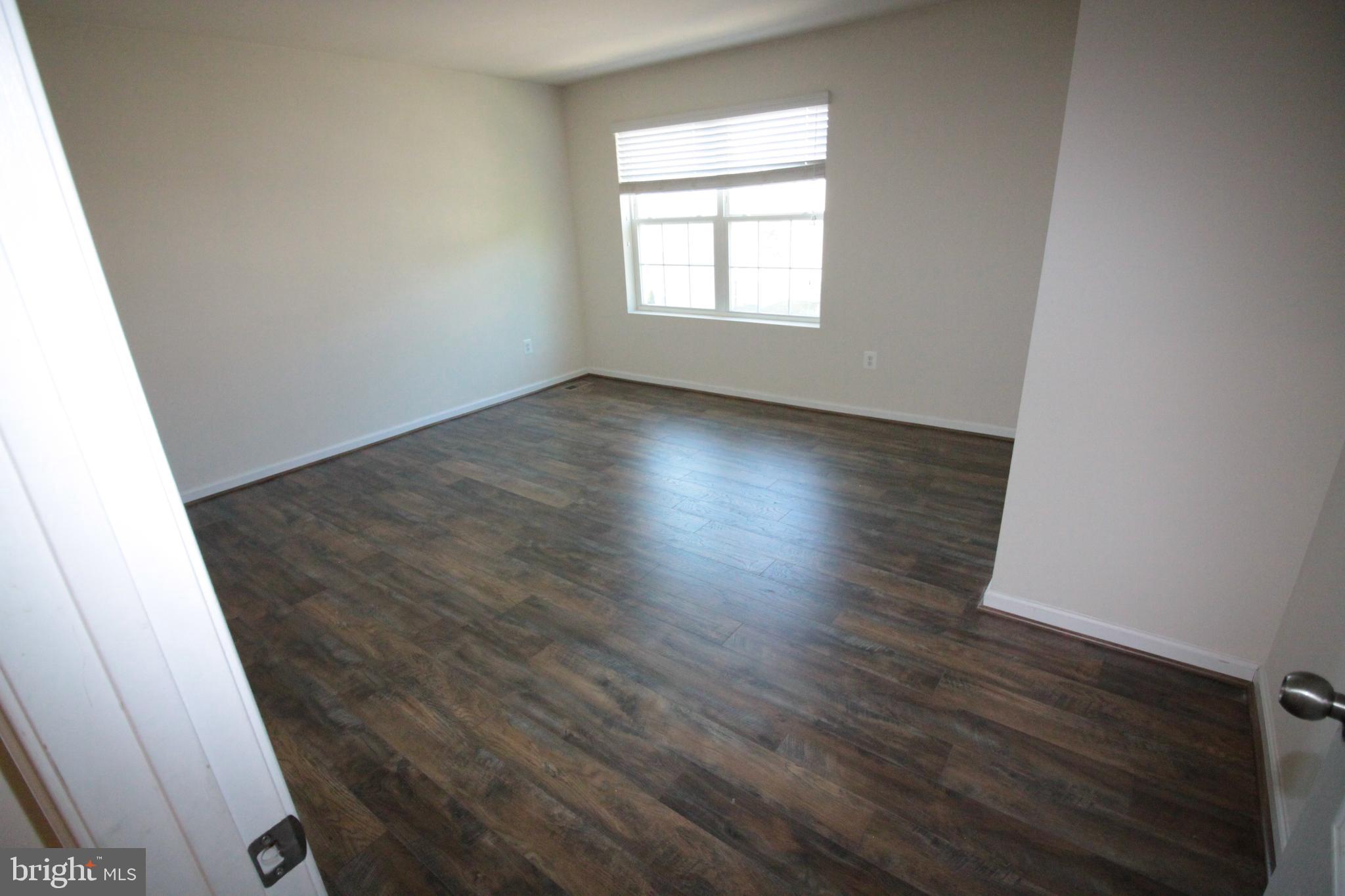 TANYARD SPRINGS - Residential Lease