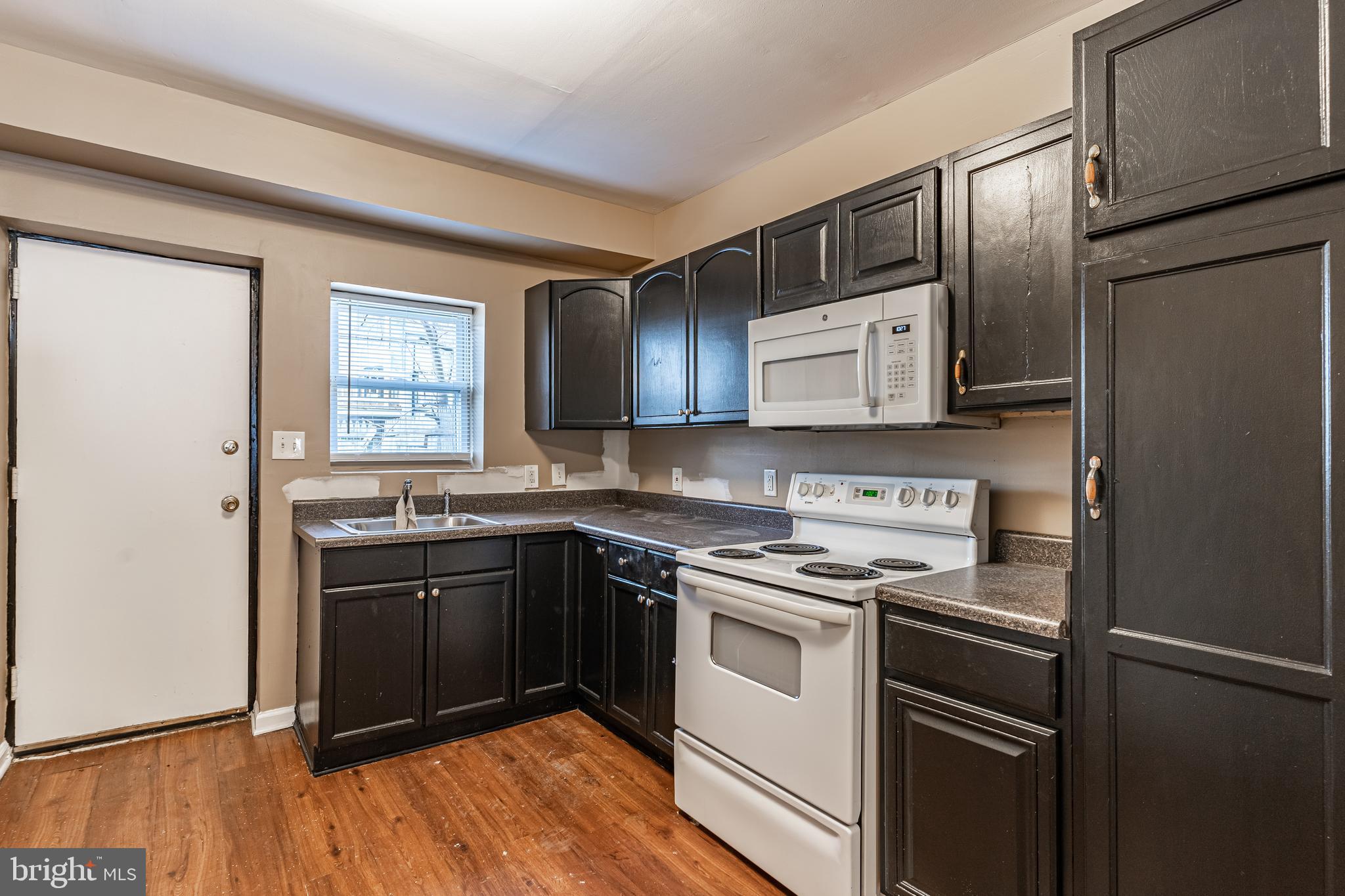 HOPKINS - Residential