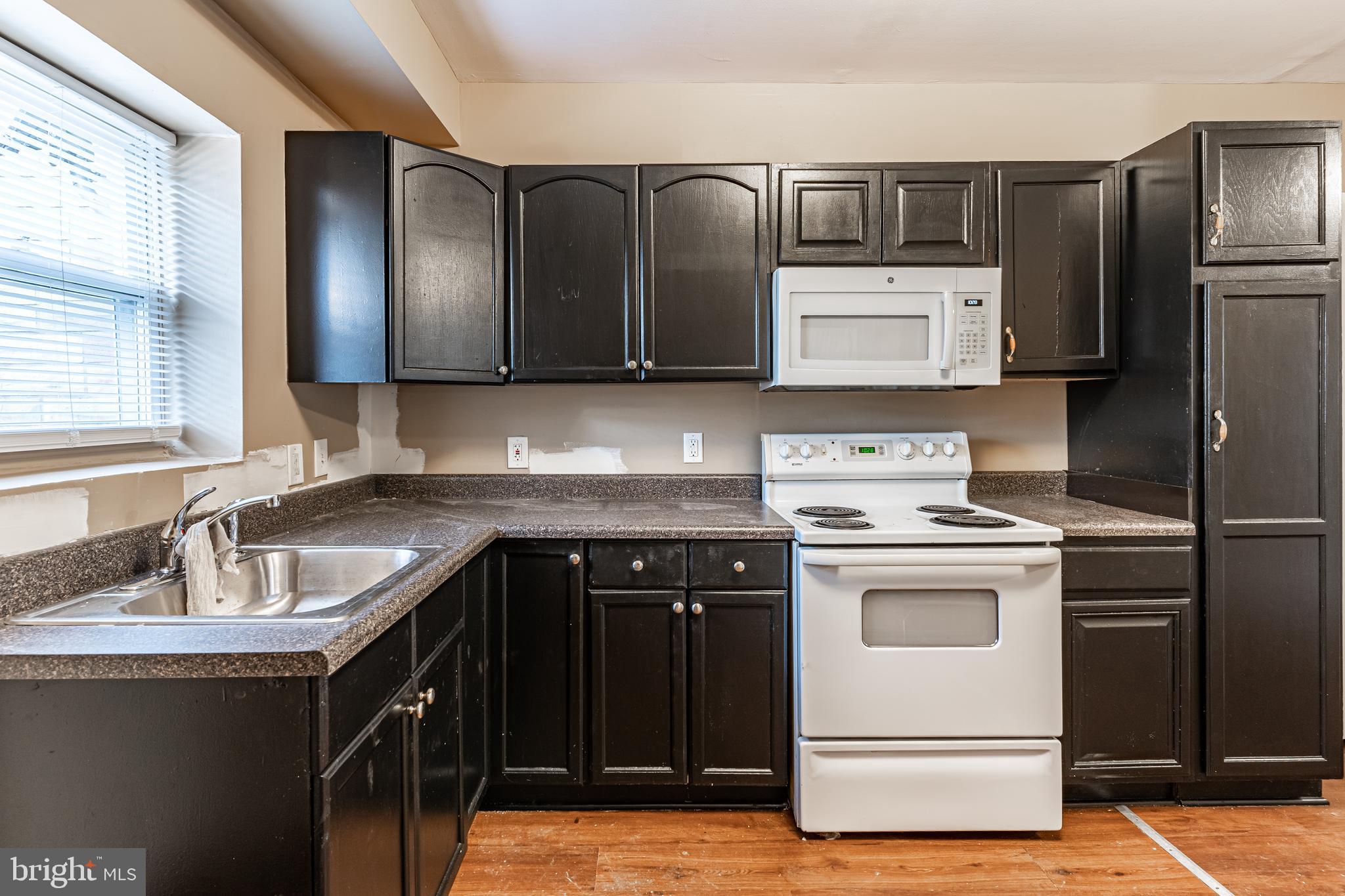 HOPKINS - Residential