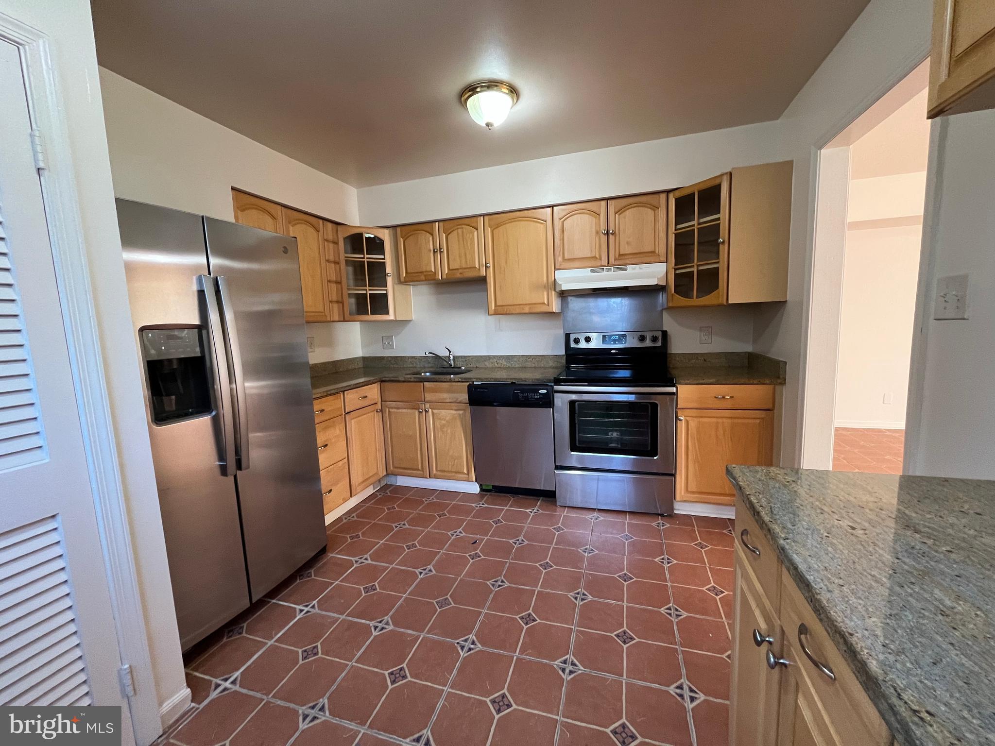 TERRACE TOWNHOUSES OF ANNANDALE - Residential Lease