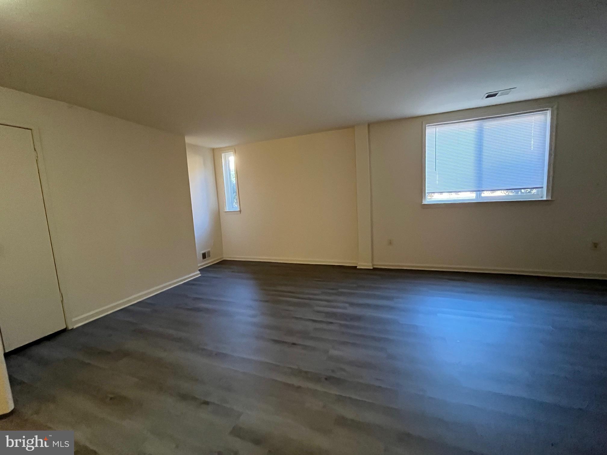 TERRACE TOWNHOUSES OF ANNANDALE - Residential Lease