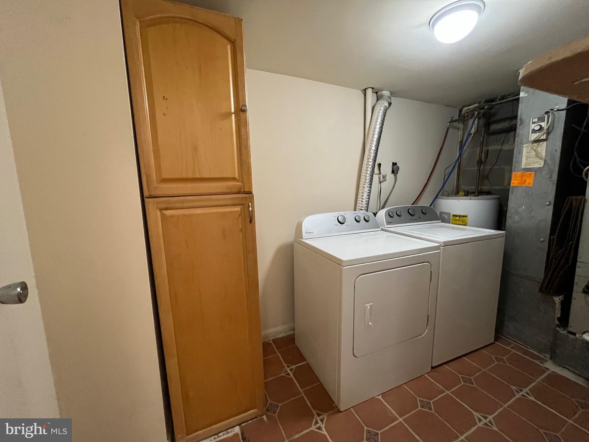 TERRACE TOWNHOUSES OF ANNANDALE - Residential Lease