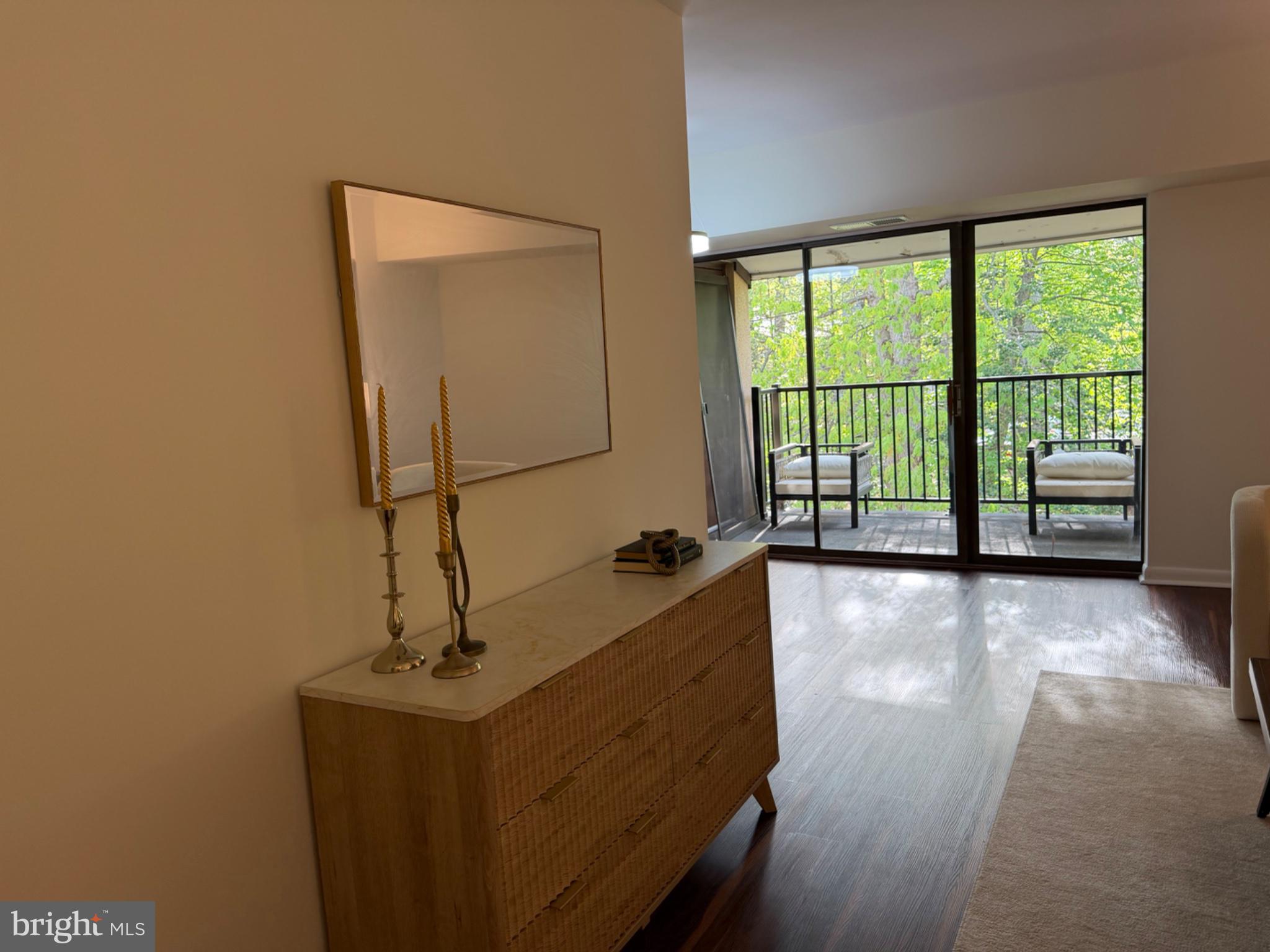 2238 CASTLE ROCK SQUARE 22C