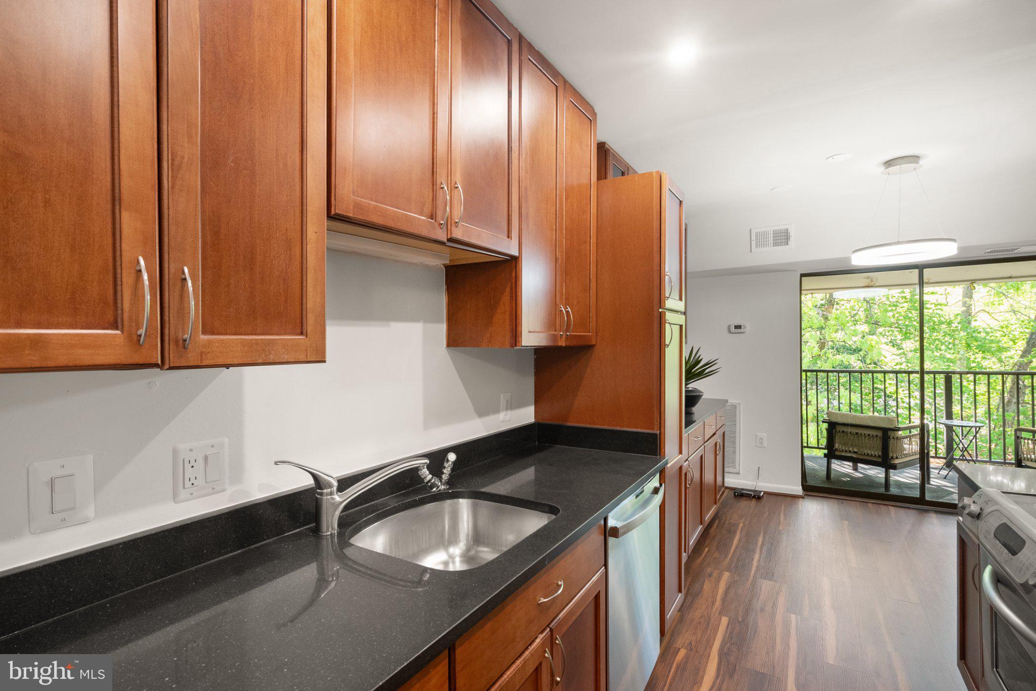 SHADOWOOD - Residential