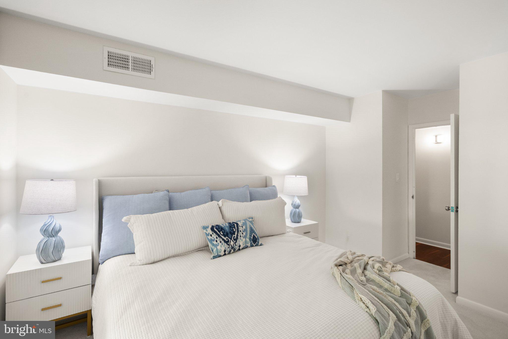 SHADOWOOD - Residential