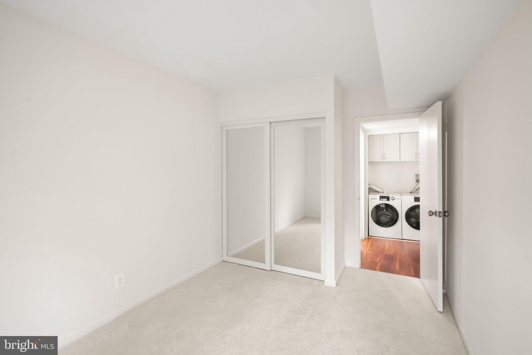 SHADOWOOD - Residential