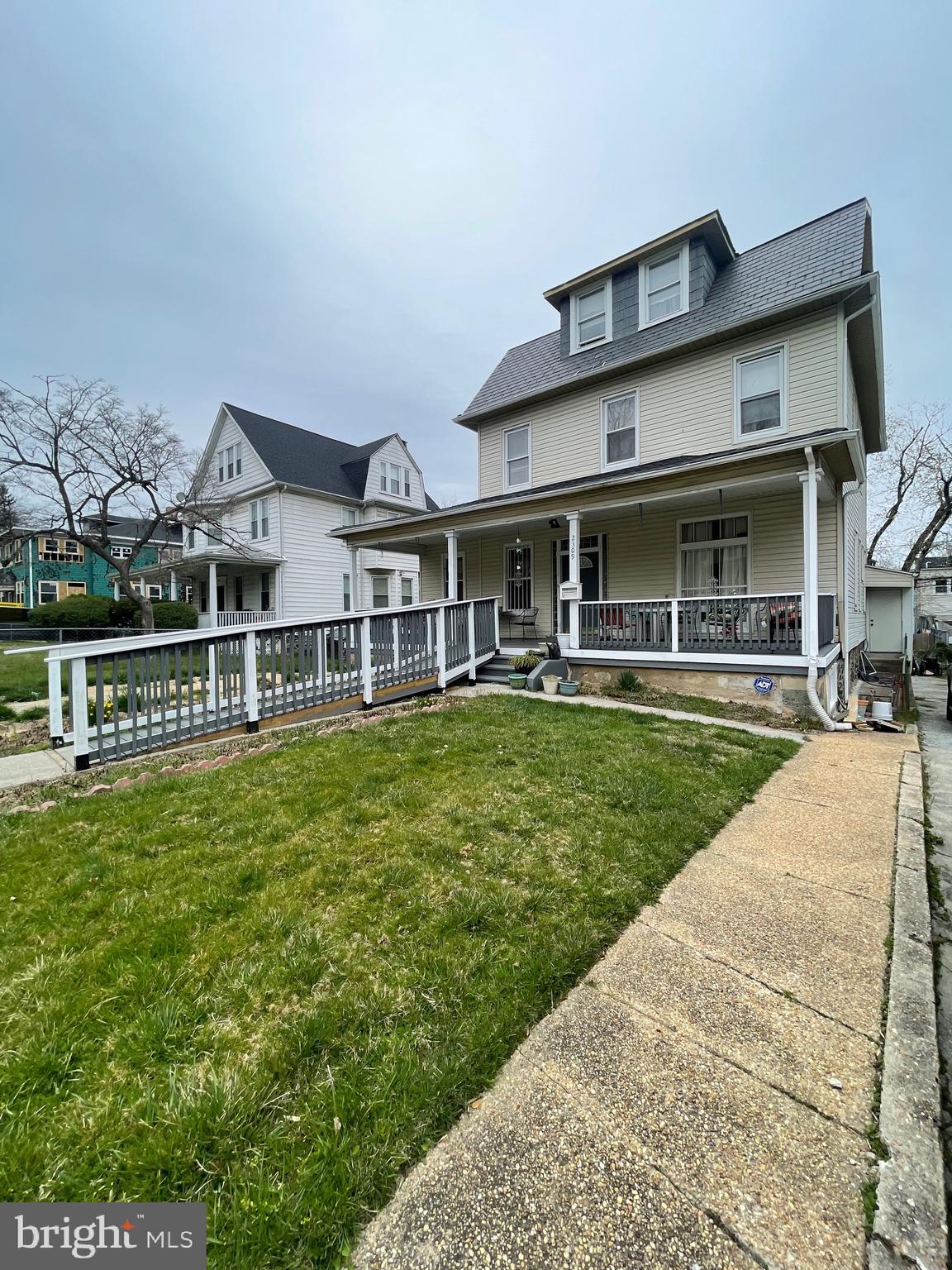 WINDSOR HILLS - Residential