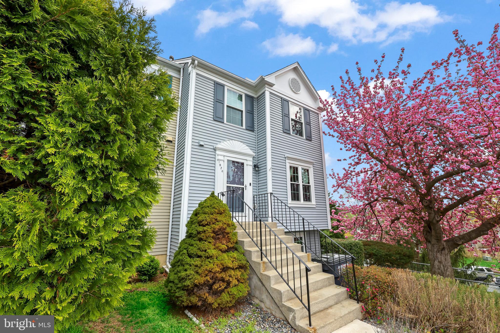 ROLLING BROOK - Residential