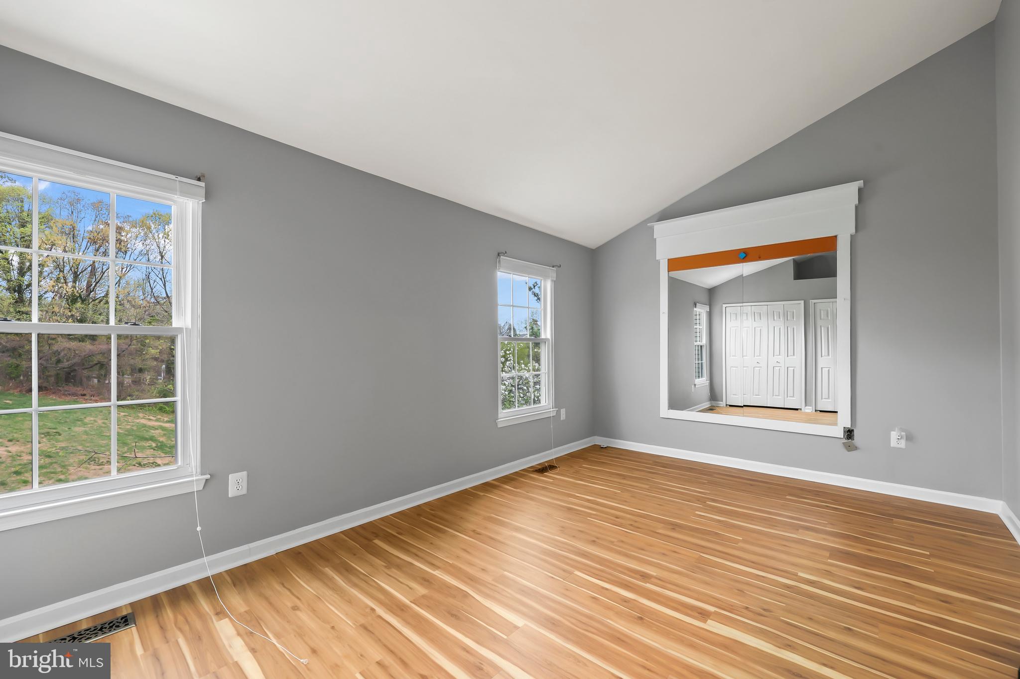 ROLLING BROOK - Residential