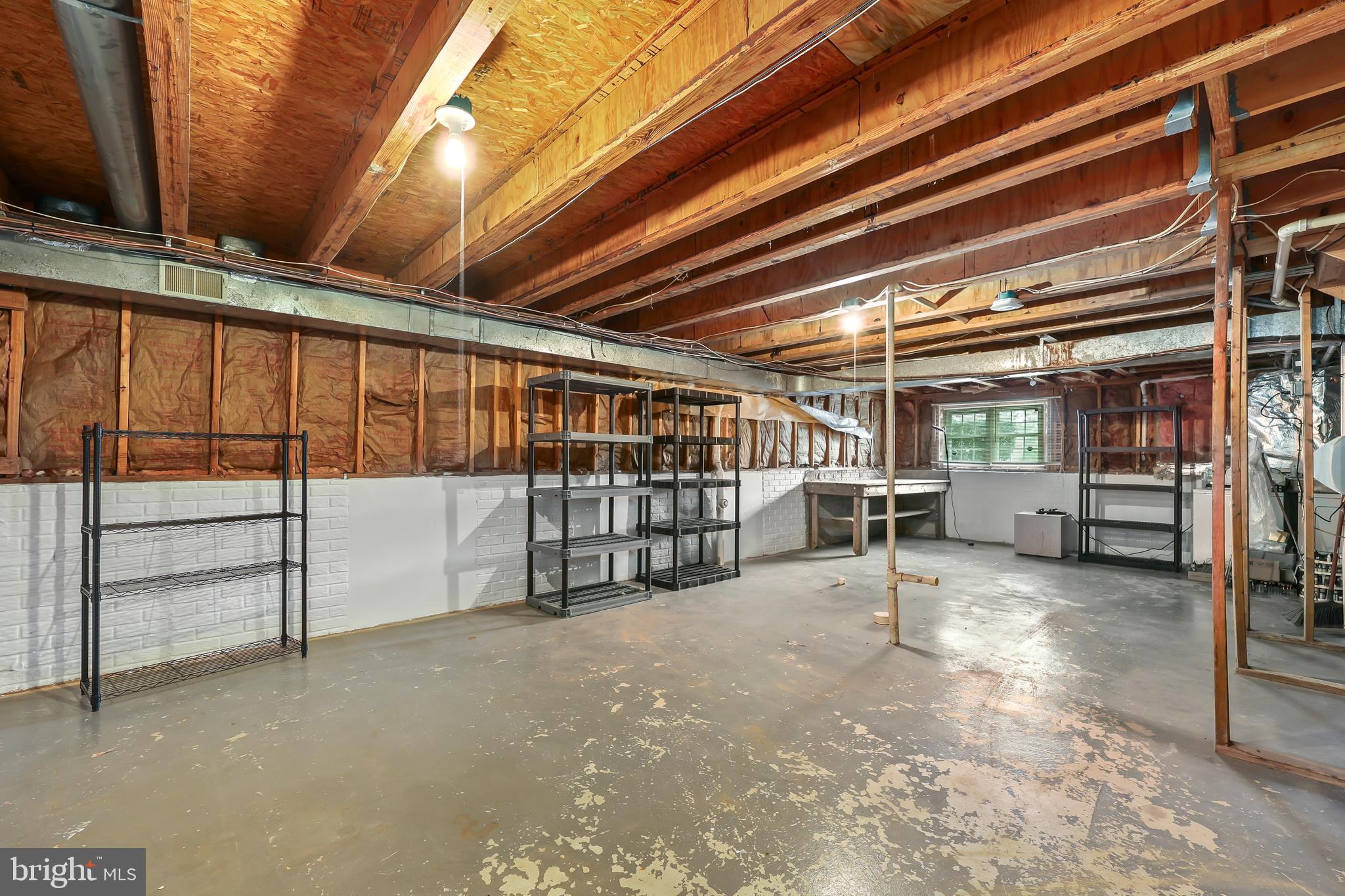 ROLLING BROOK - Residential