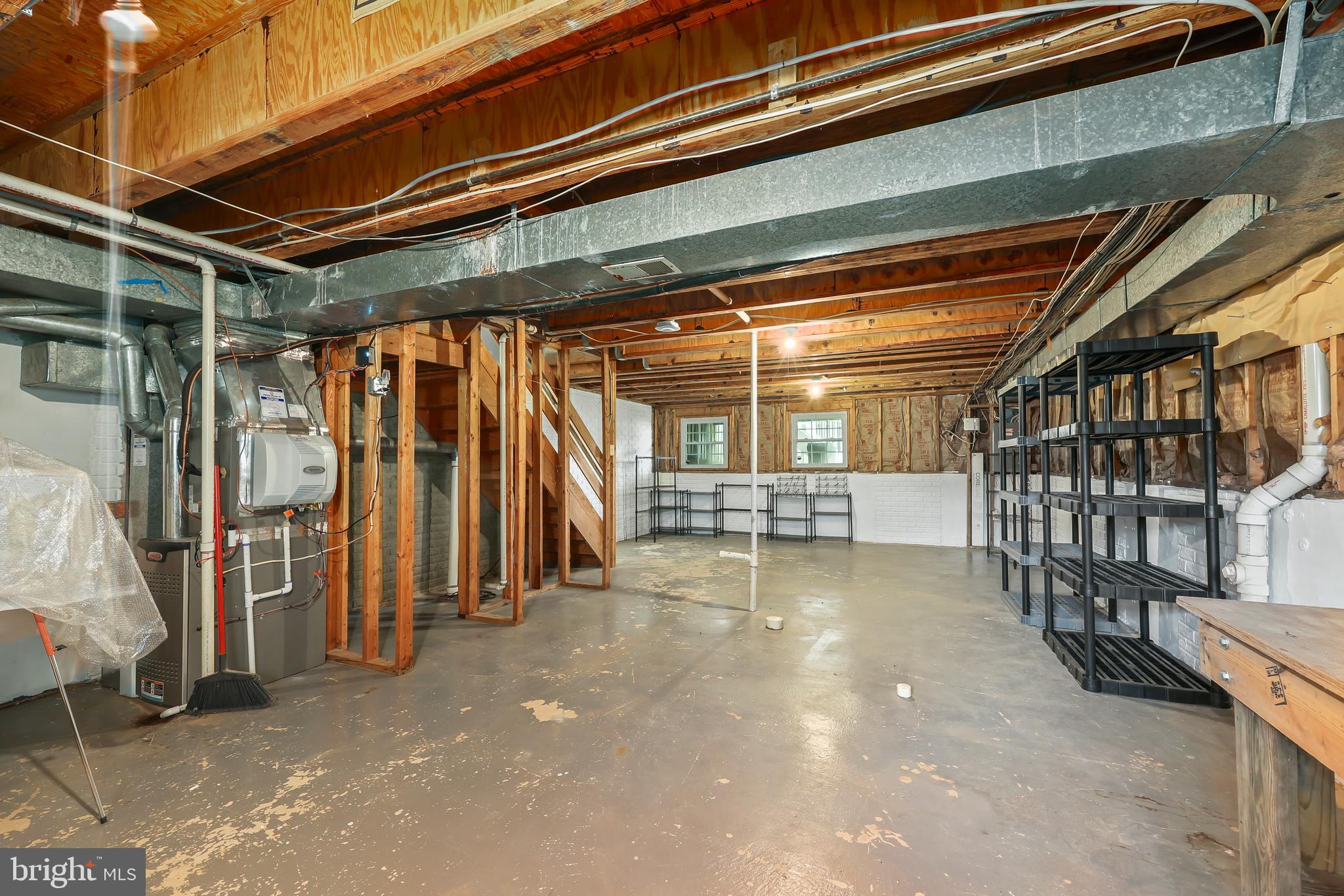 ROLLING BROOK - Residential