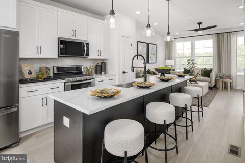 HOMESITE 33 VILLAGE WALK DRIVE MONTGOMERY VILLAGE MD 20886