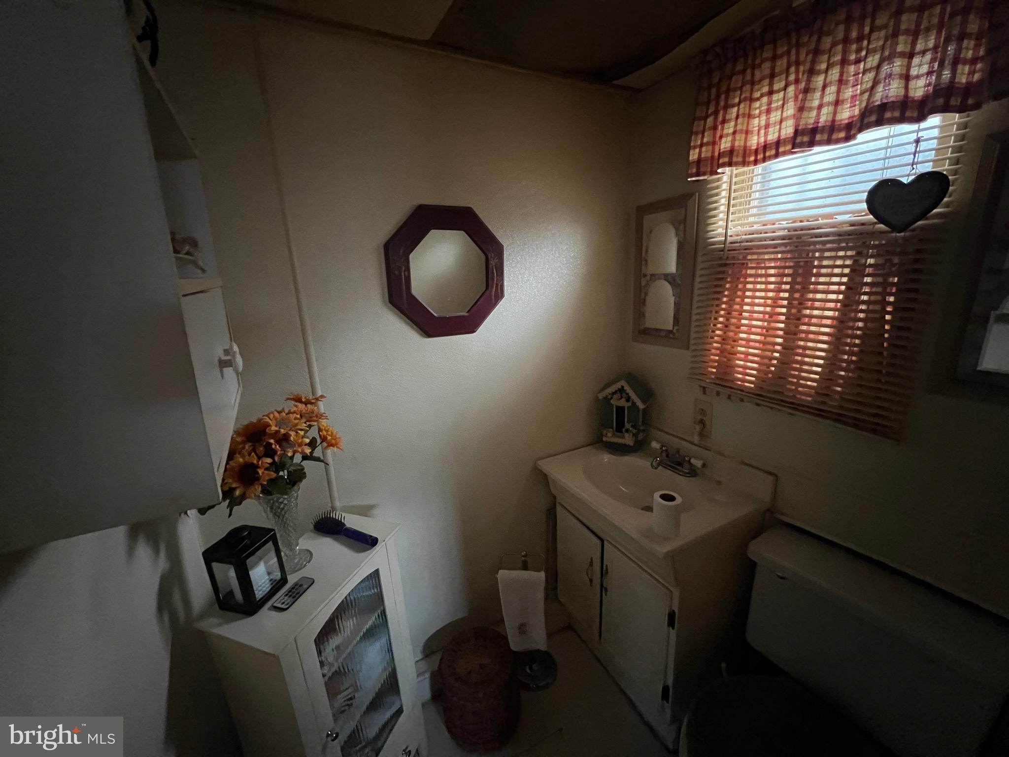 ELMWOOD PARK - Residential