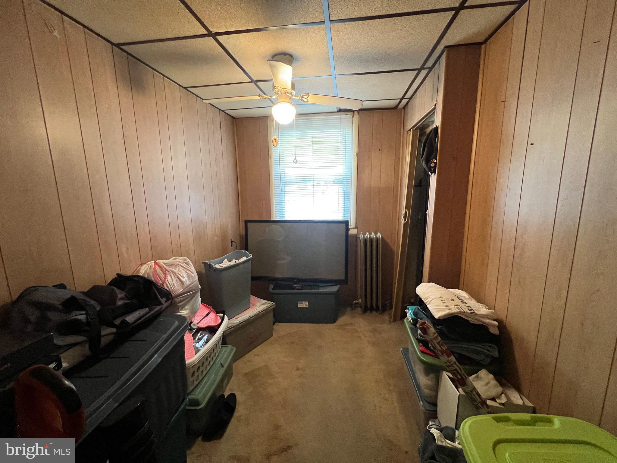 ELMWOOD PARK - Residential