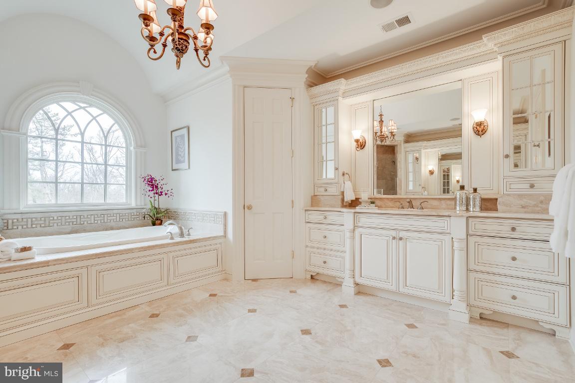 FRANKLIN PARK - Residential