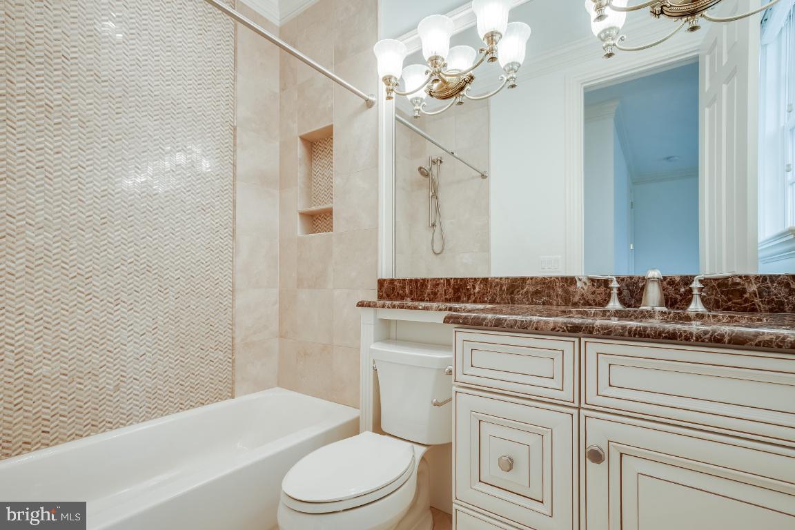 FRANKLIN PARK - Residential