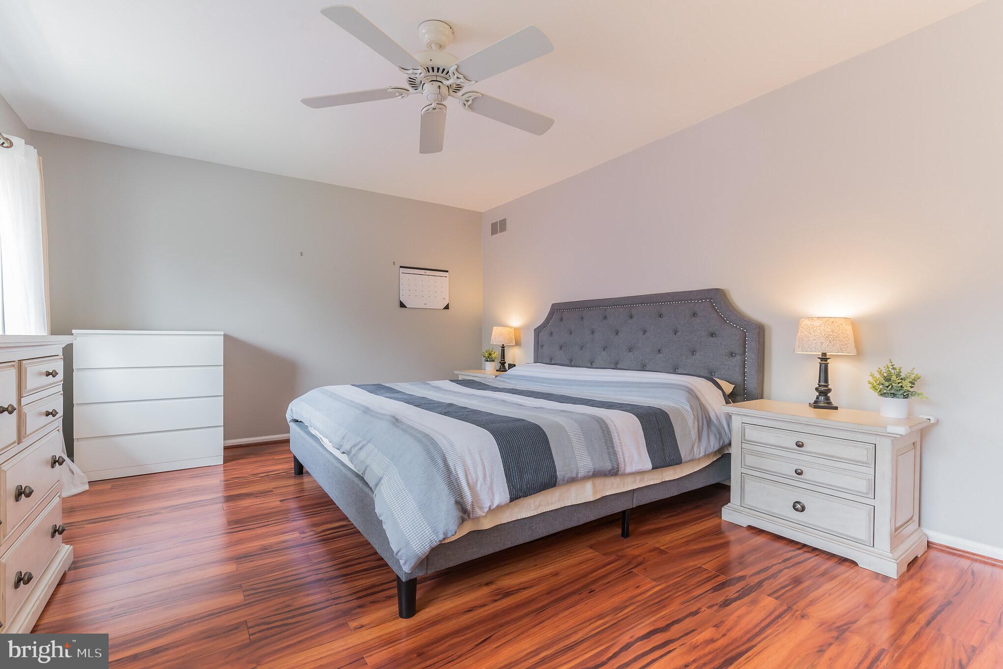 PAOLI WOODS - Residential