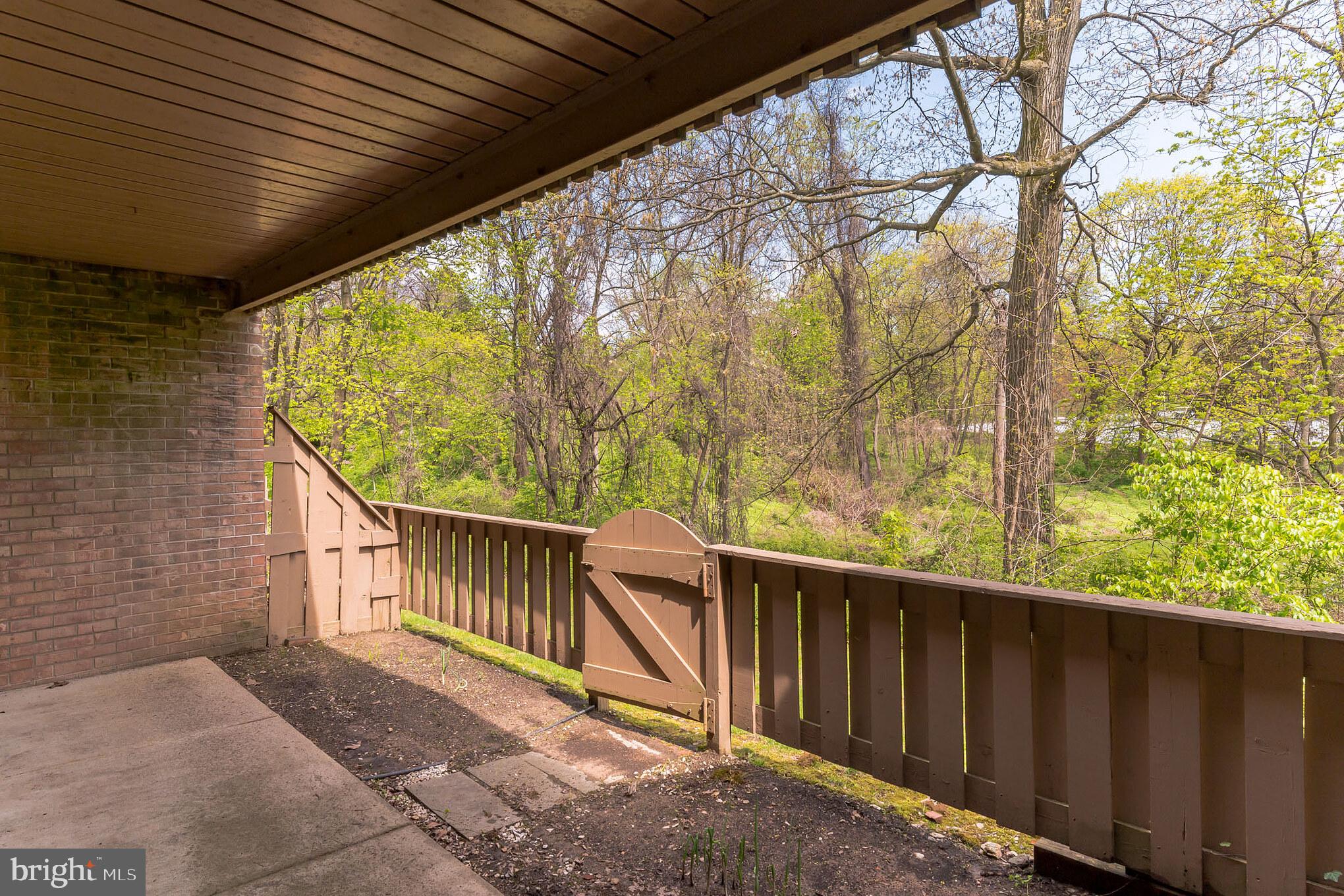 PAOLI WOODS - Residential