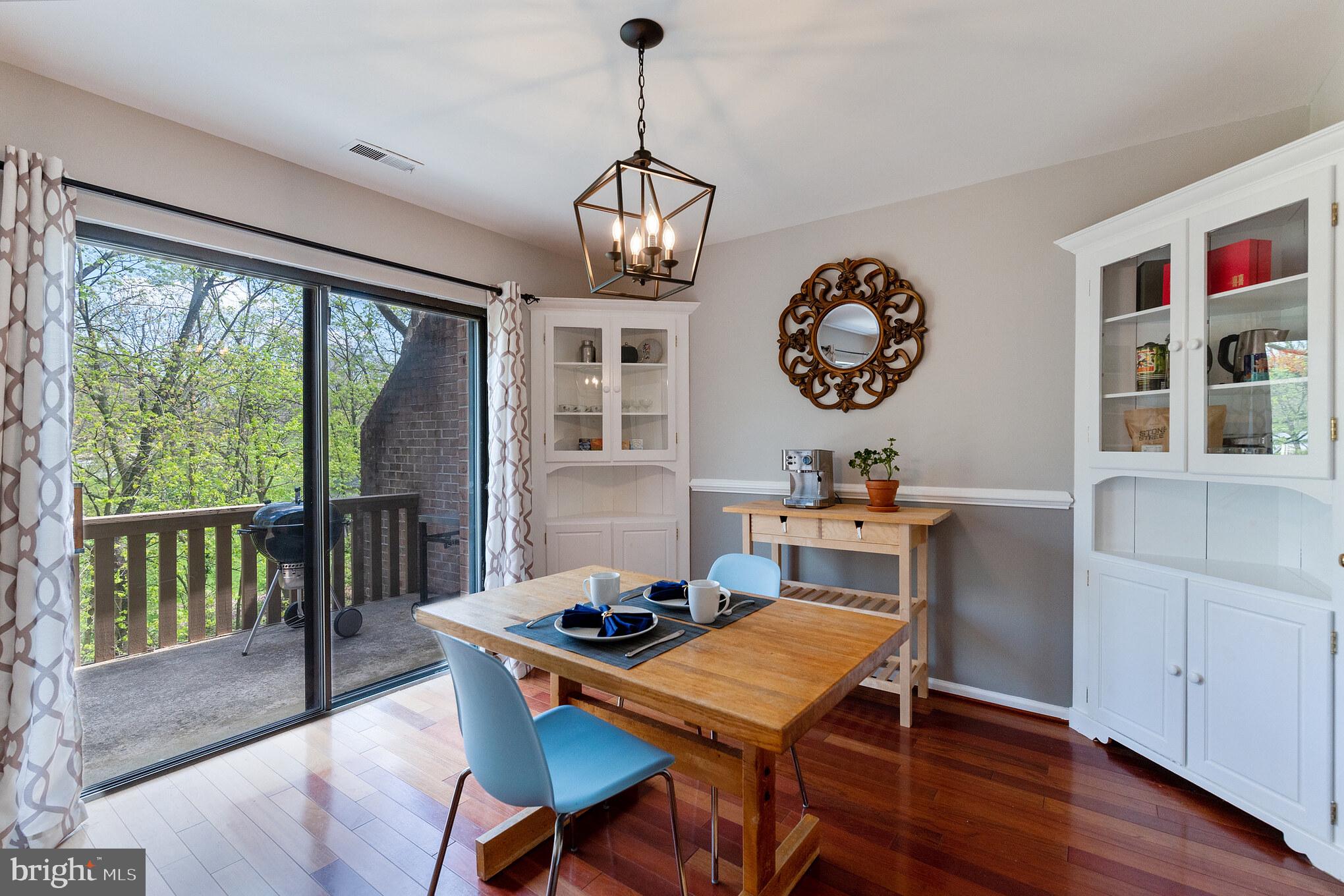 PAOLI WOODS - Residential