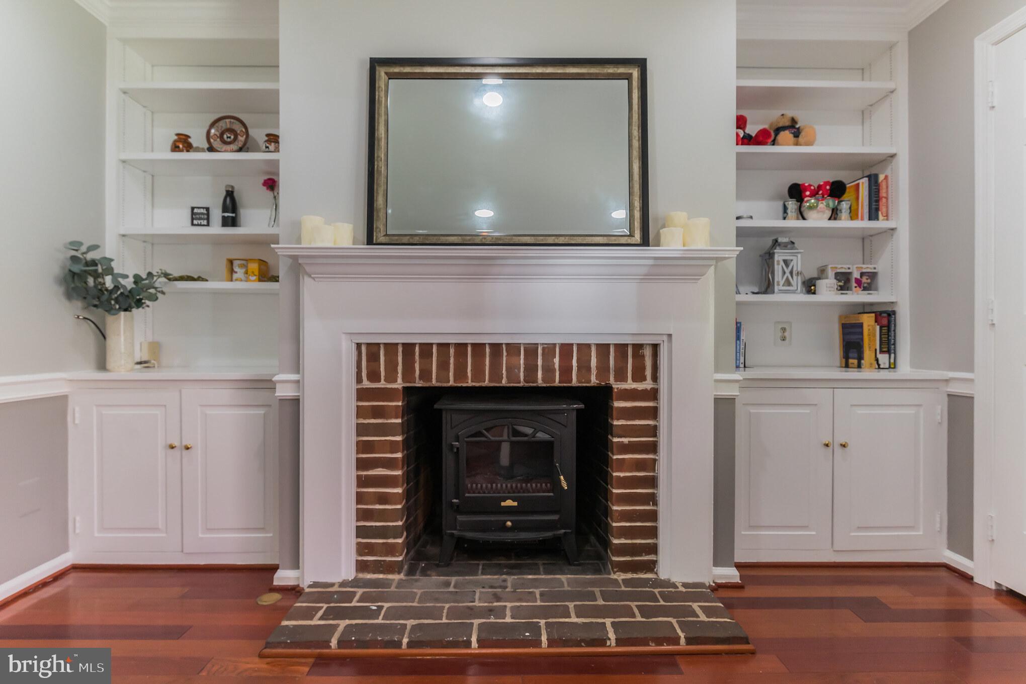 PAOLI WOODS - Residential