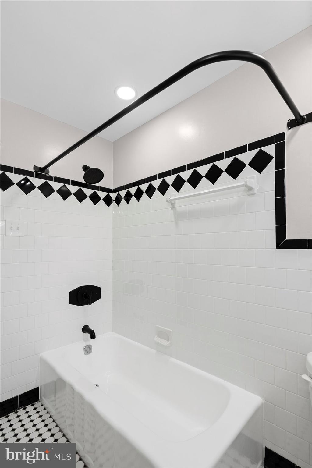 STONELEIGH - Residential