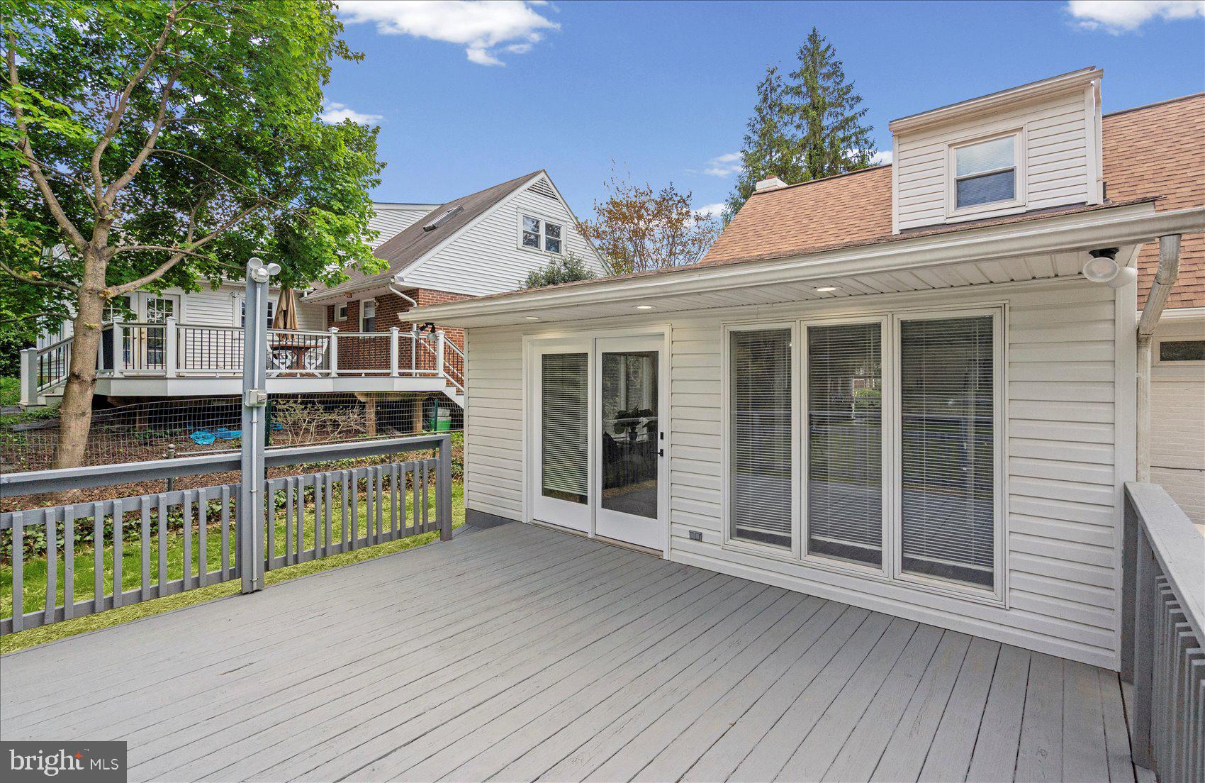 STONELEIGH - Residential