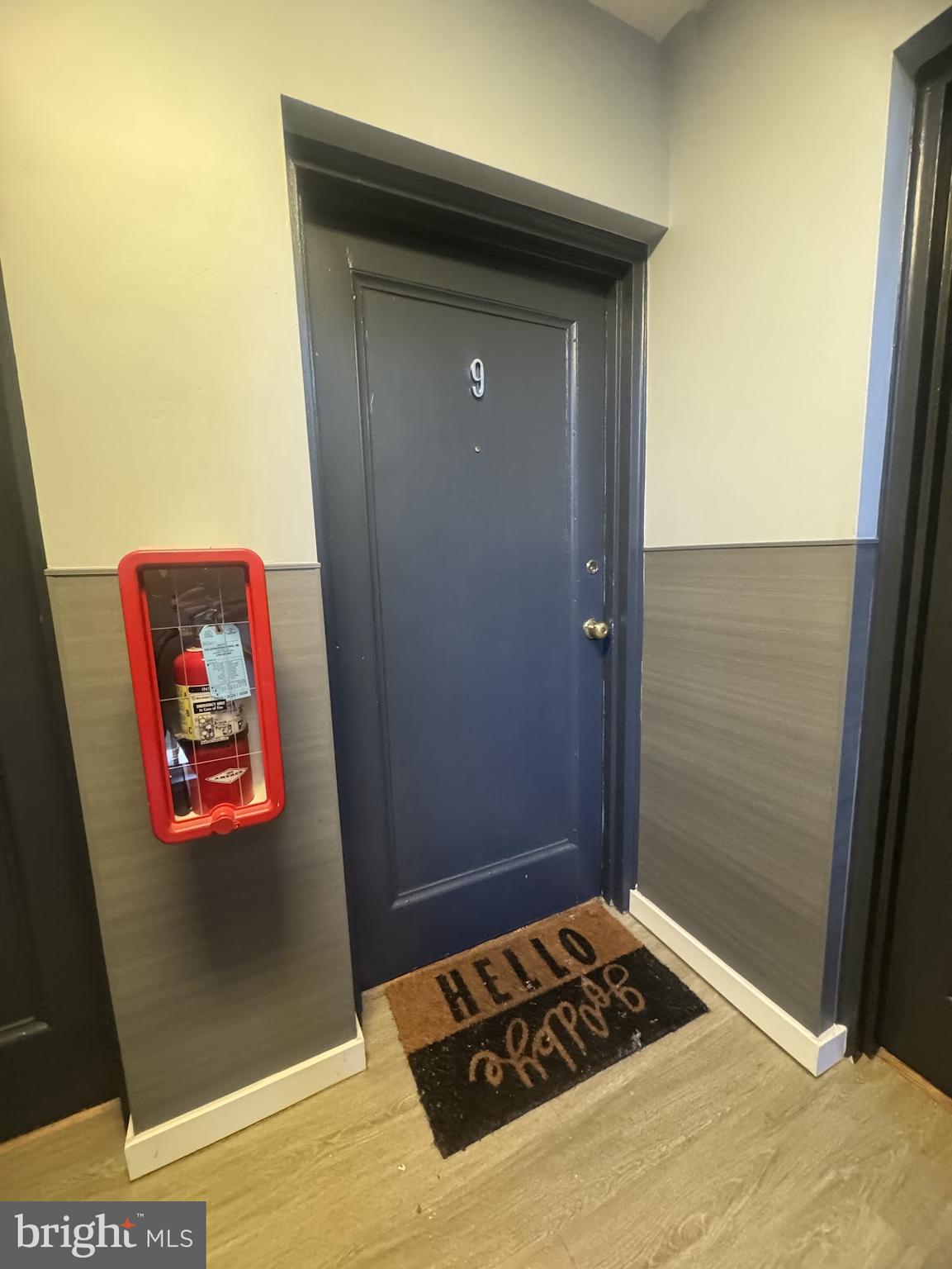 500 S COURTHOUSE ROAD 9