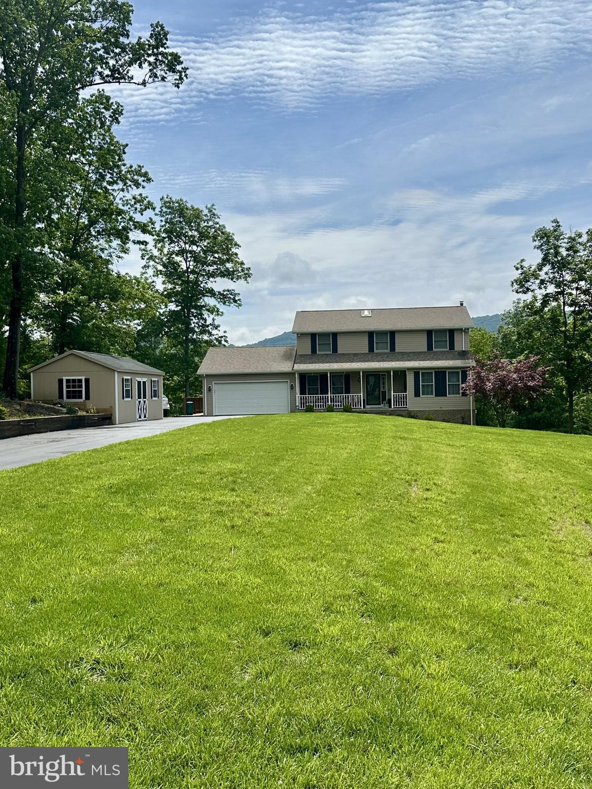 Looking for a large yard? This home has 3.17 acres! Featuring 4 bedrooms with 3 1/2 bathrooms. Finished basement that walks out to the deck. 2 car garage and large shed with plenty of storage. Close to hospital and 68. Located in Parkside Estates. Schedule today to see this one.