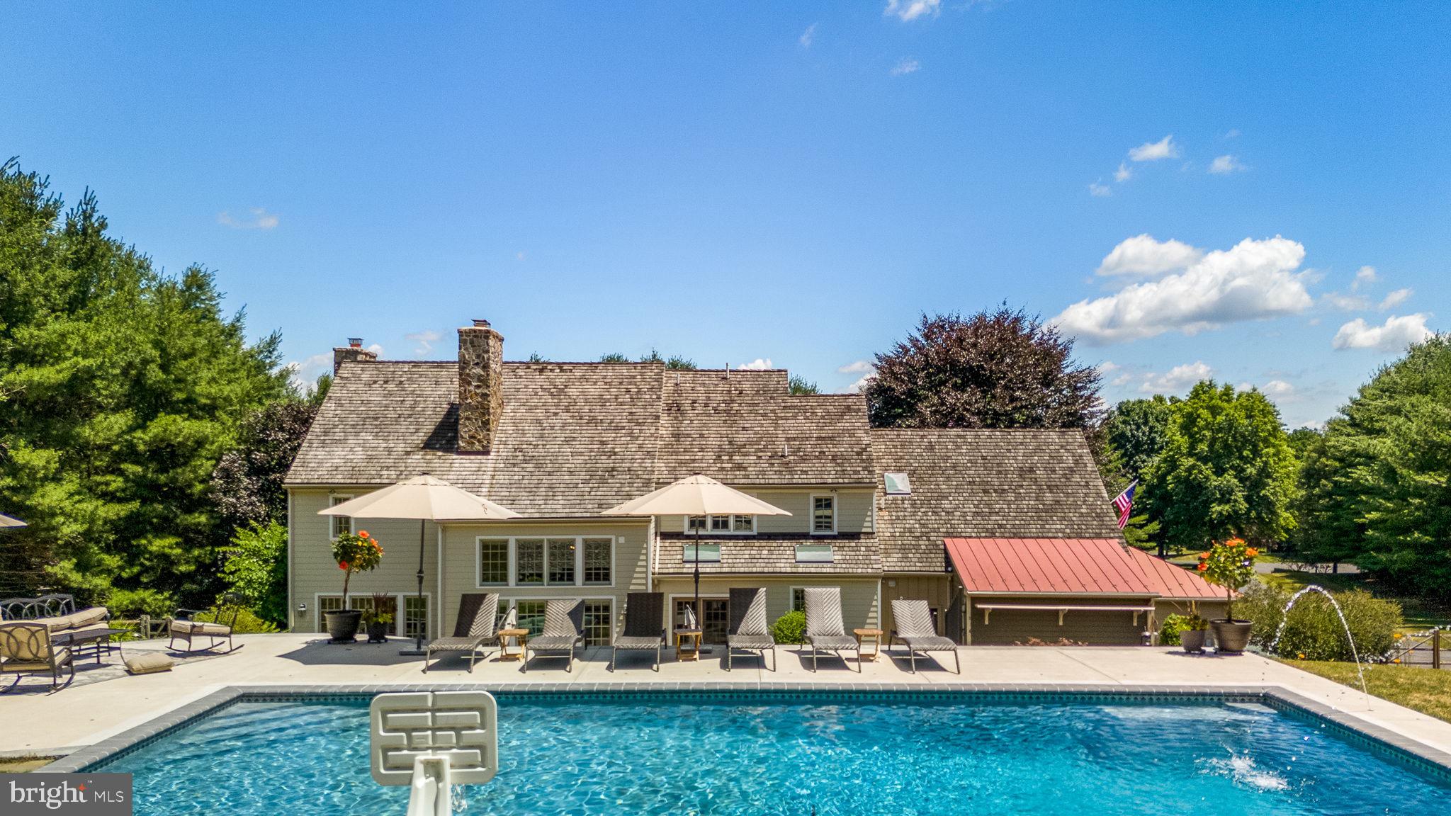 HORSESHOE FARM - Residential