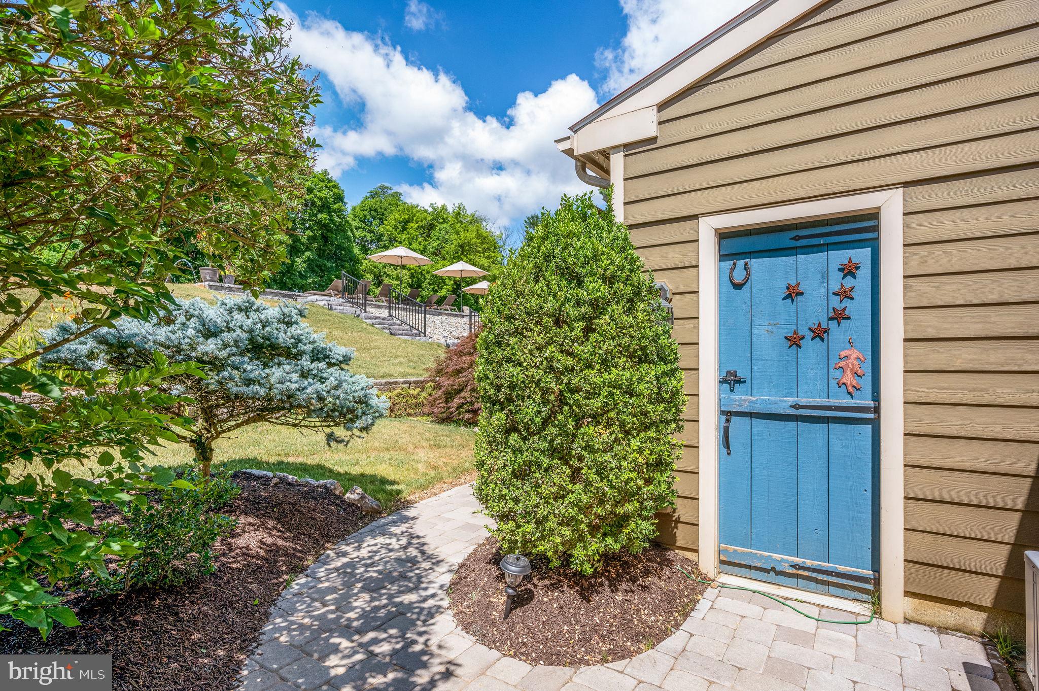 HORSESHOE FARM - Residential